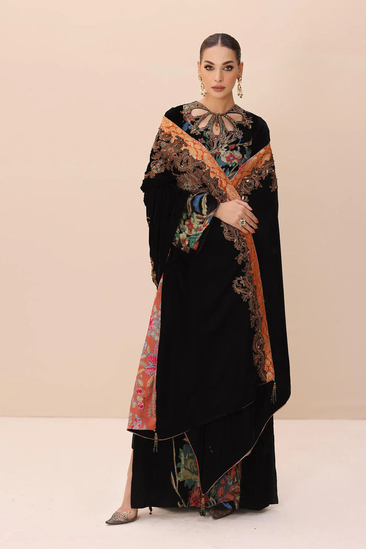 ElegantBlackEmbroideredPakistaniSalwarKameezwithHeavyShawl_720x