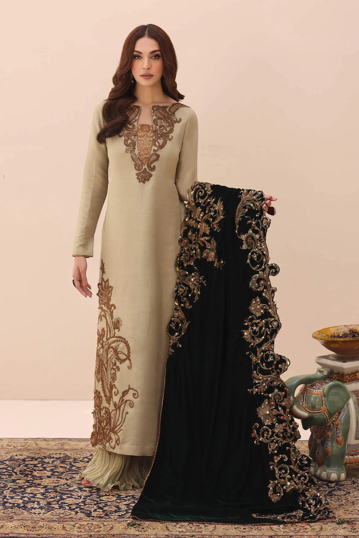 ElegantCreamywhiteEmbroideredPakistaniSalwarKameezDupattaSuit_720x