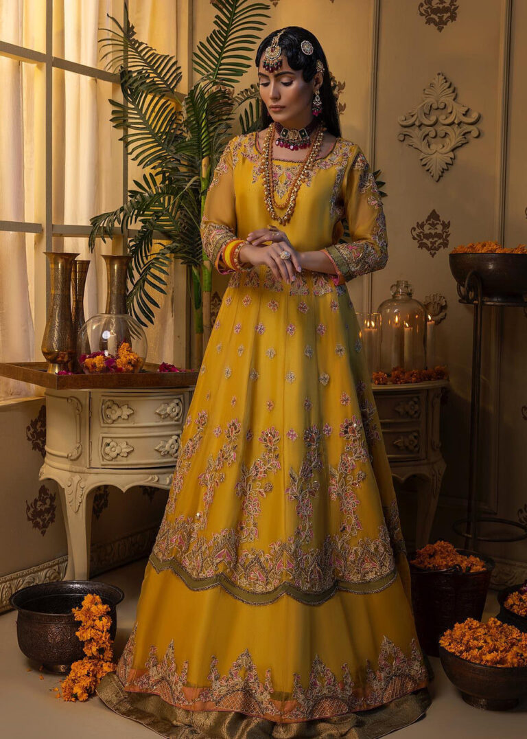 BridalLehengaandPishwasYellowMehndiDress_1080x