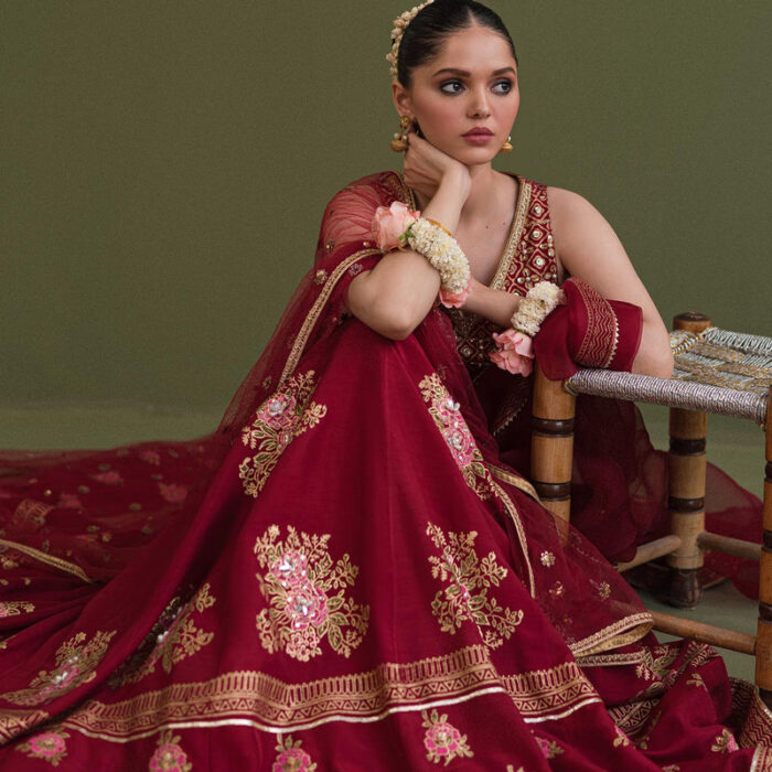 Classic Red Pakistani Wedding Wear Embroidered Lehenga Choli Duaptta