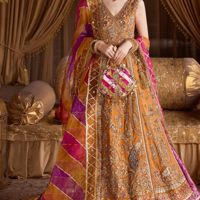 Pakistani Wedding Mehndi Dress in Lehenga Kameez Style