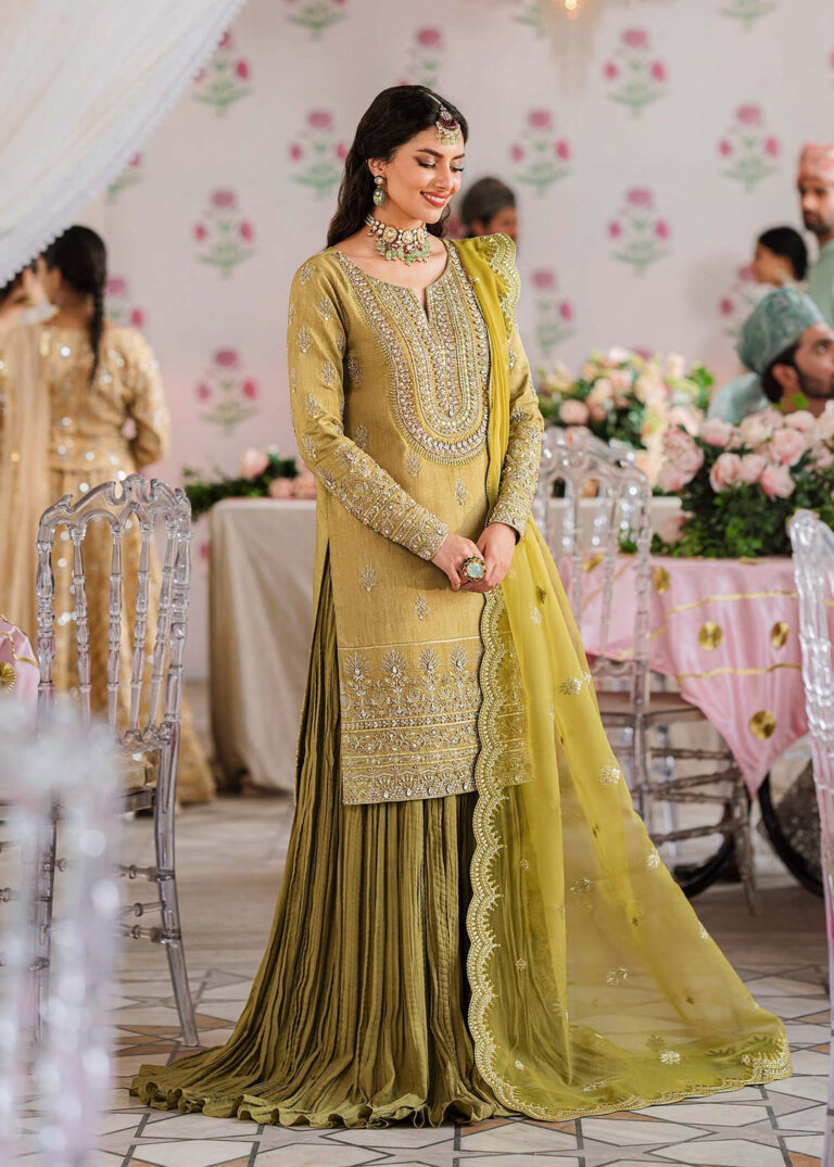 RoyalMehndiGreenEmbroideredPakistaniShararaKameezinCrushedStyle_1080x